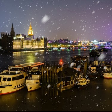 London River Cruise & Christmas Lights Tour